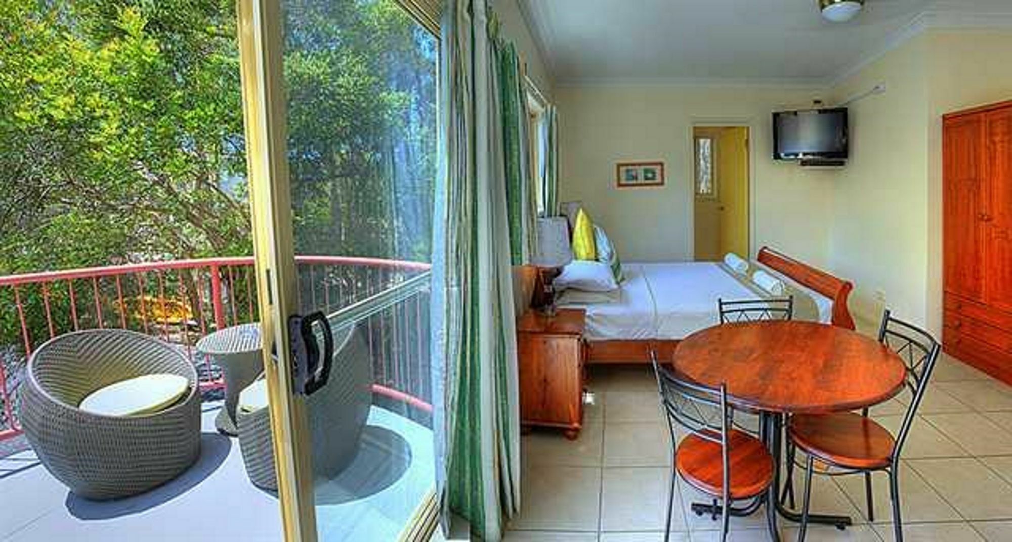 Wake Up! Byron Bay Hostel Luaran gambar
